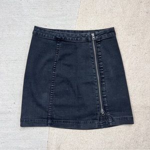 Free People black denim zip up mini skirt 4